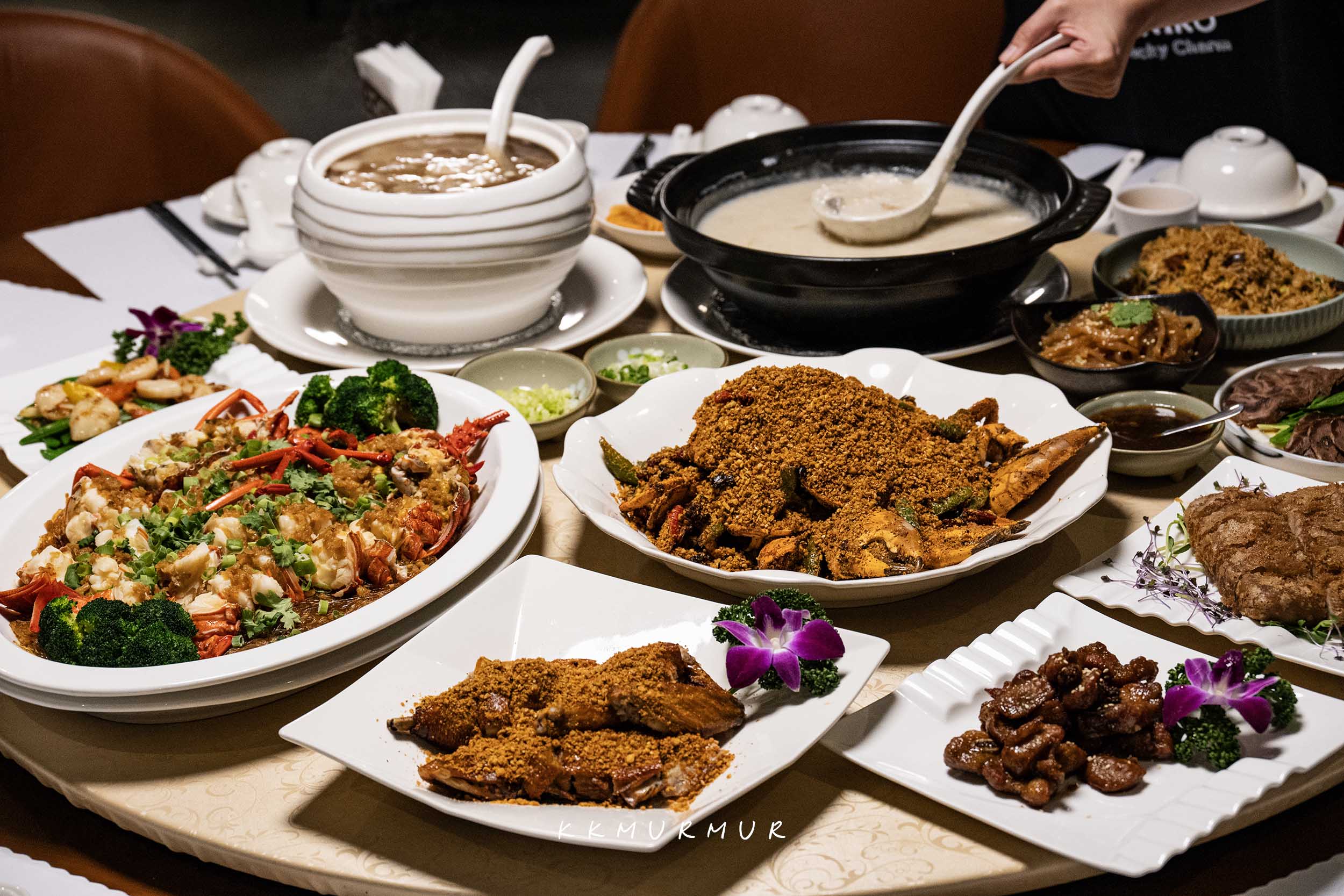 晶櫻會館宴席桌菜:龍蝦、避風塘炒蟹、脆皮燒腩等多道料理