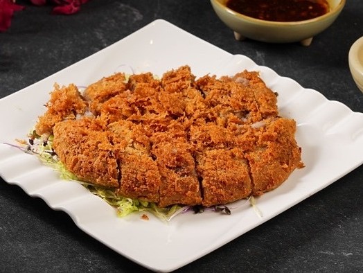 招牌料理:荔茸香酥鴨